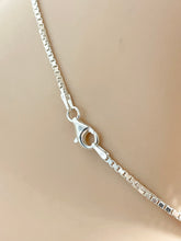 Load image into Gallery viewer, Sterling Silver 925 Boy or Girl Necklace Chain 18”
