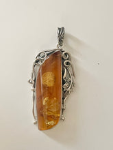 Load image into Gallery viewer, Sterling Silver 925 Amber Pendant with Chain 16’
