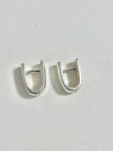 Load image into Gallery viewer, Sterling Silver 925 Huggies Earrings
