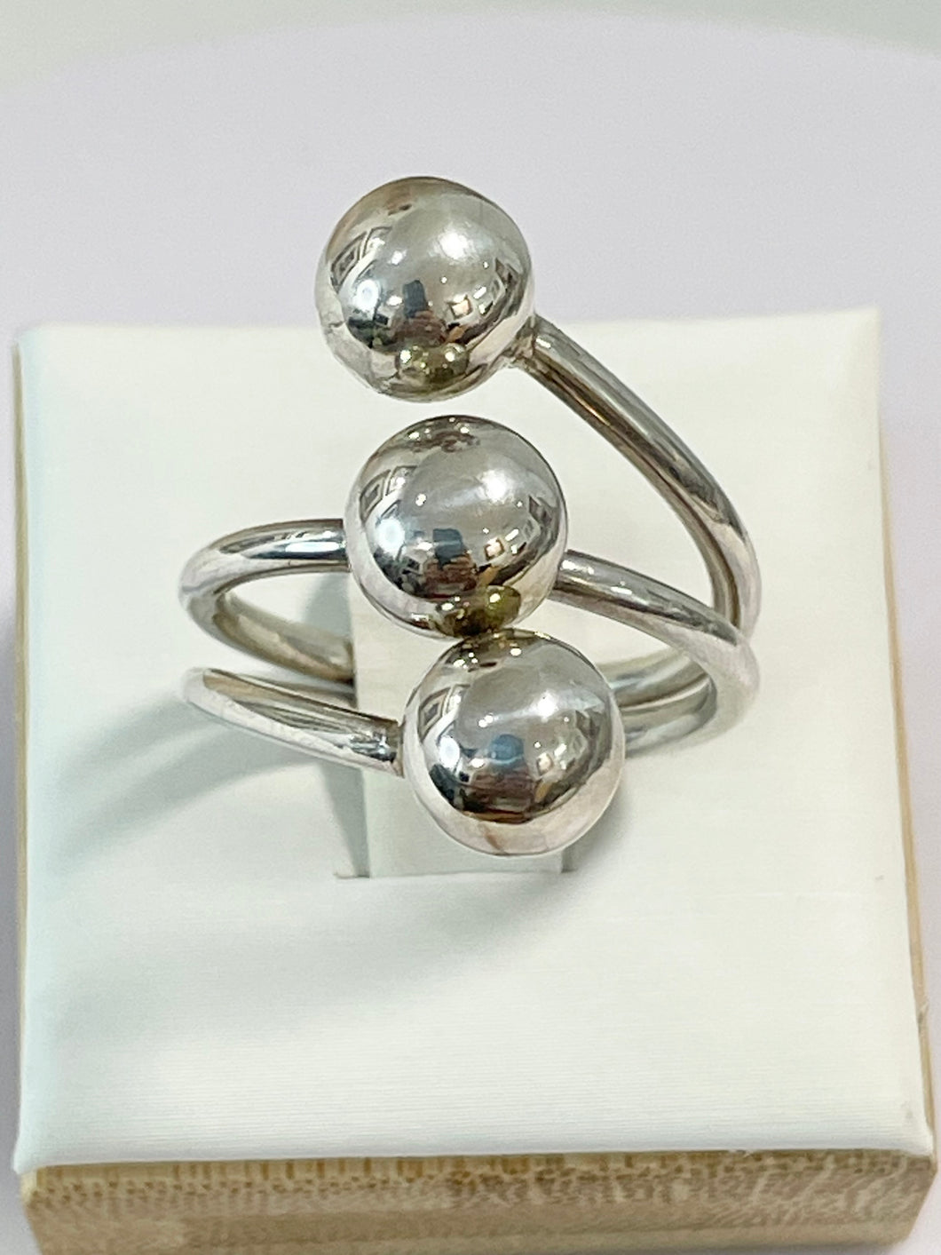 Sterling Silver 925 Three Balls Plain Ring Size 9