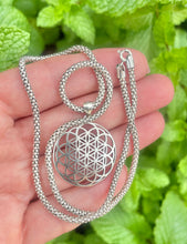 Load image into Gallery viewer, Sterling Silver 925 Mandala Pendant Necklace
