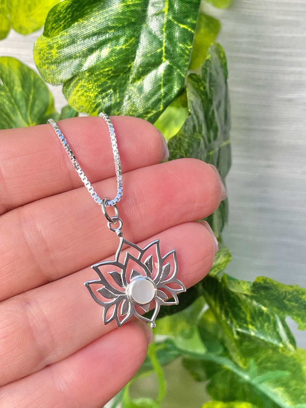 Sterling Silver 925 Lotus Flower Necklace 16’